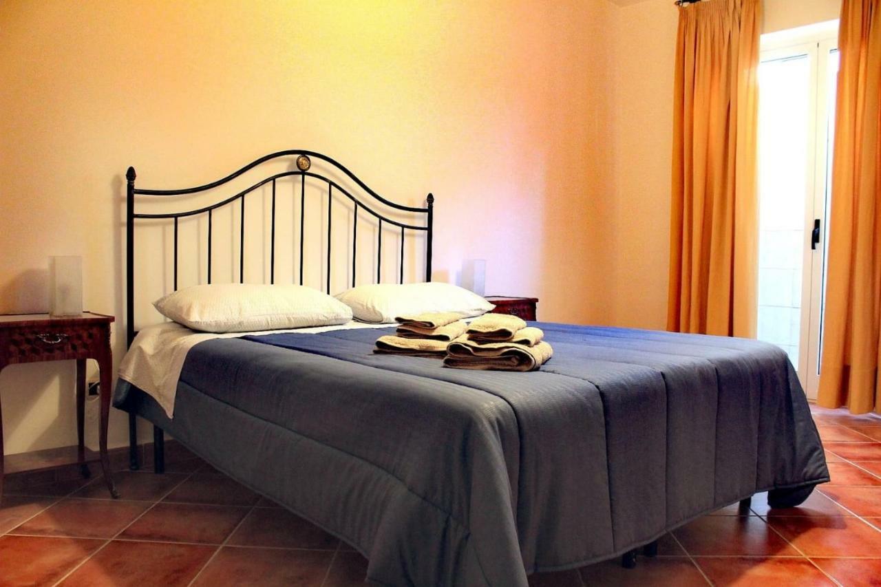 Villa Amelie Bisceglie Bagian luar foto