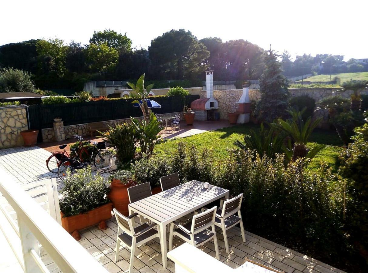 Villa Amelie Bisceglie Bagian luar foto